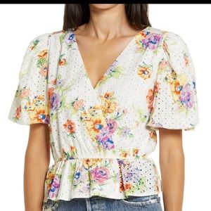 WAYF Women's Bianca Puff Sleeve Top